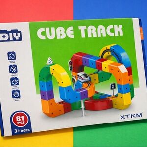 Track Fusion Train - 3D DIY Cube Track - Electric Train Set - Gravity-Defying